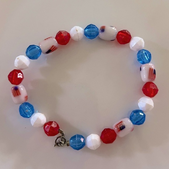 Red, White, and Blue USA Flag American Fourth of July Beaded Bracelet - Picture 5 of 5